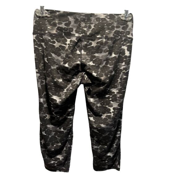 Women’s Athleta‎ Cropped Leggings - Picture 2 of 4